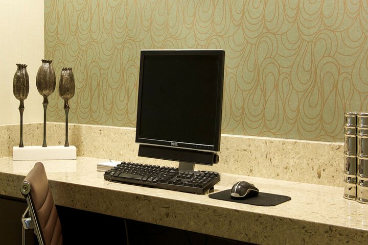 Business Center 37 of 38
