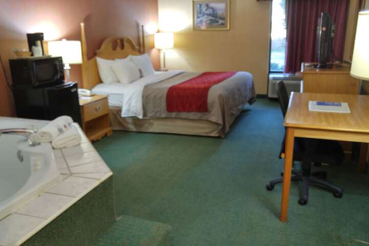Room 27 of 54