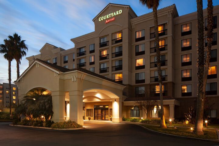Hotel 2 of 60