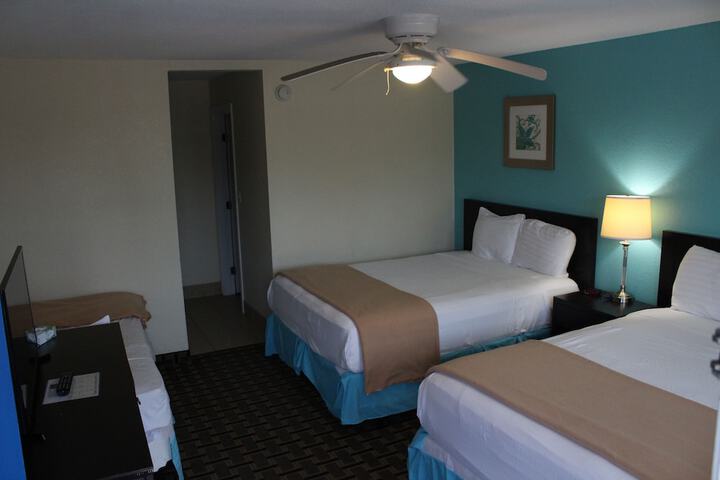 Room 26 of 54