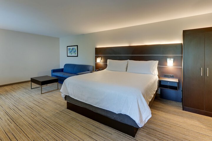 Room 22 of 51