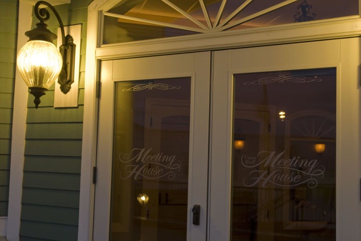 Union Bluff Hotel & Meeting House