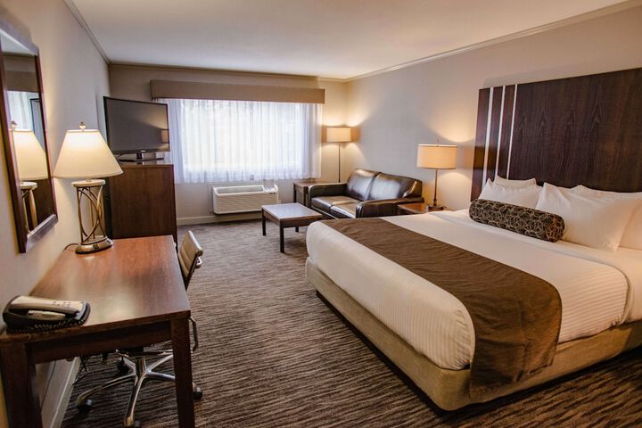 Room 14 of 23