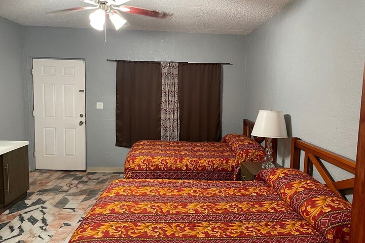 Room 11 of 24