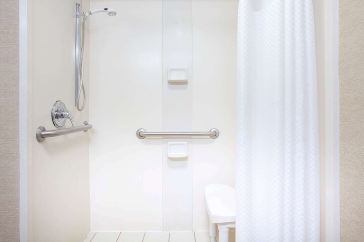 Baymont by Wyndham Saraland
