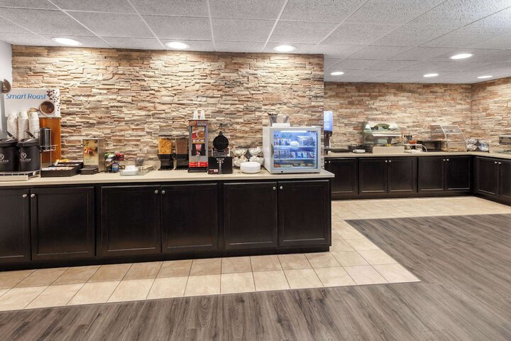 Links Bos Landen Hotel & Spa of Pella Trademark by Wyndham