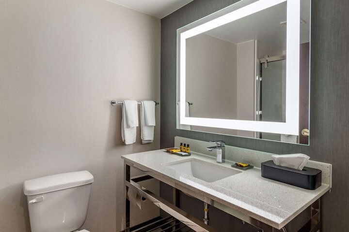 Best Western Plus Dalton Inn