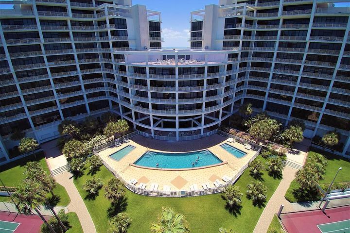 Hotel 4 of 231