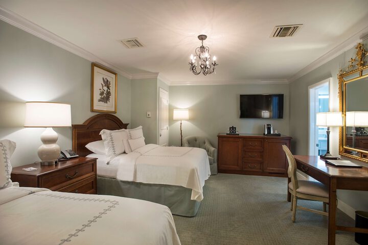 Room 28 of 38