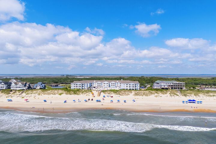 Hampton Inn & Suites Outer Banks / Corolla