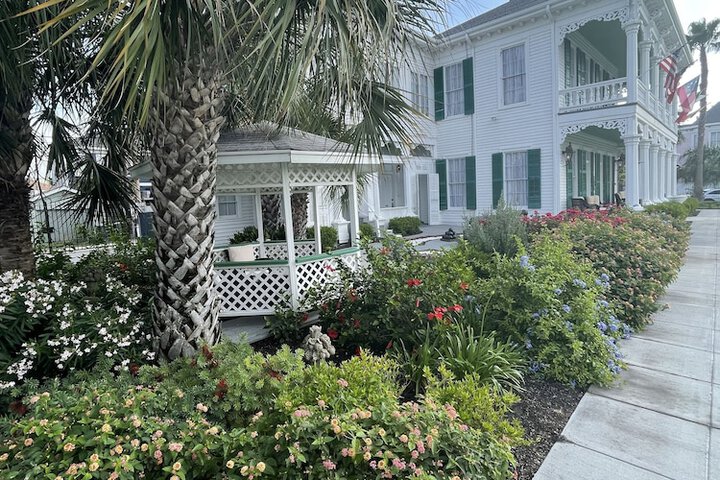 Hotel 15 of 171