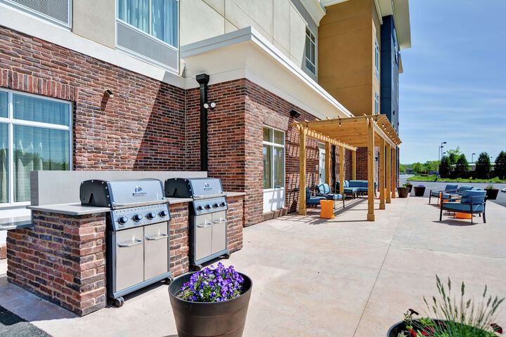 Homewood Suites by Hilton Hadley Amherst