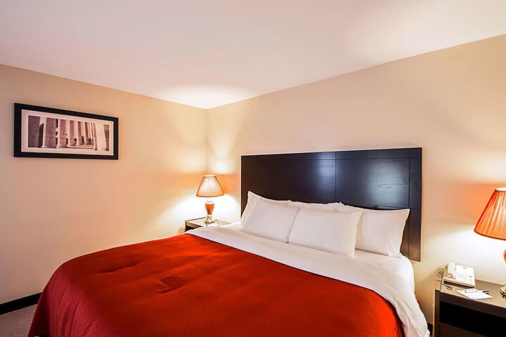 Room 22 of 35