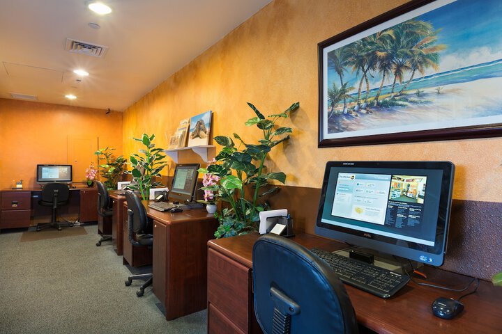 Business Center 336 of 405