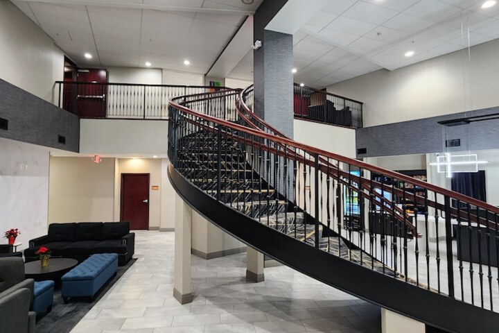 La Quinta Inn & Suites by Wyndham Lake George