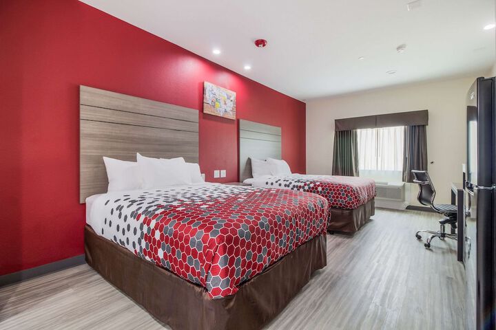 Room 16 of 26