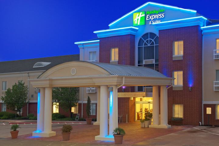 Hotel 4 of 21