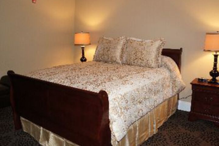 Publick House Restaurant and Country Inn
