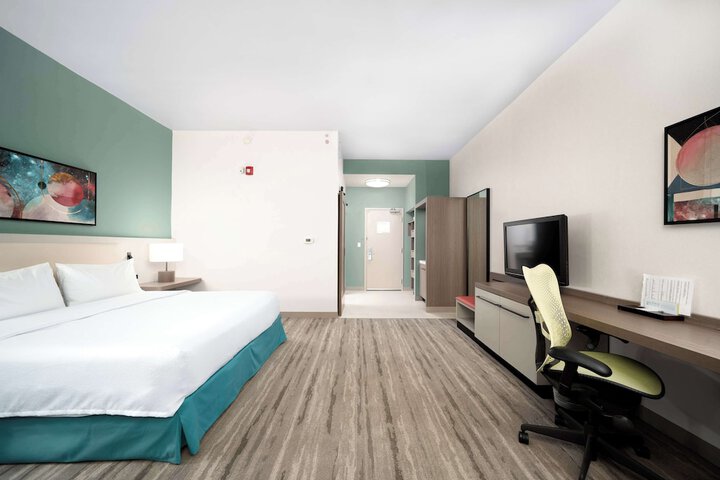 Room 9 of 27