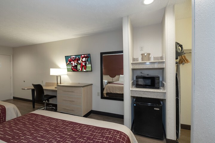Room 49 of 54