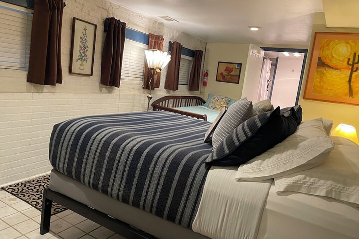 Room 33 of 55