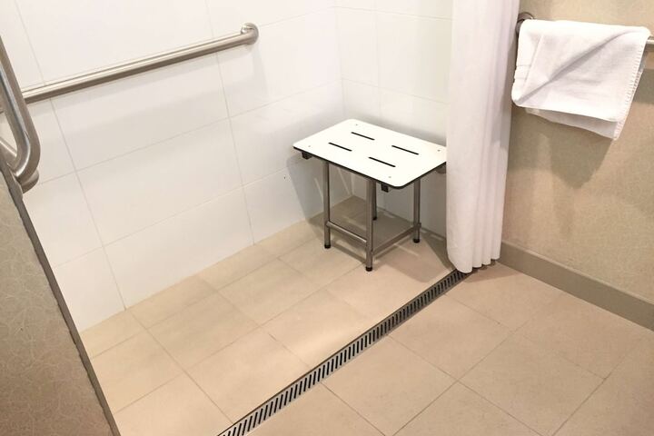Room 20 of 26