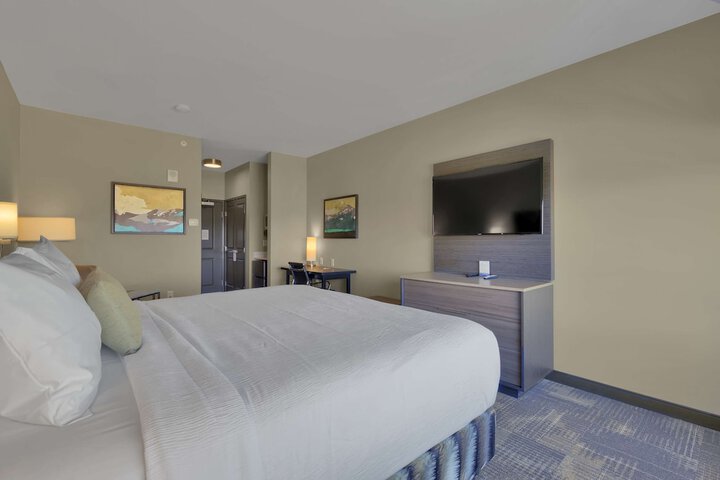 Room 43 of 52