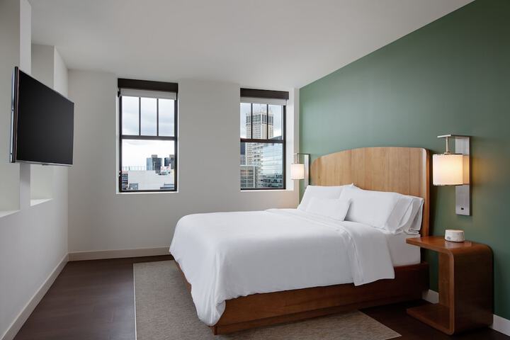 Room 46 of 92
