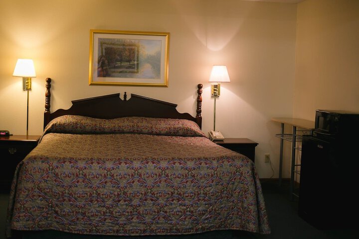 Room 12 of 20
