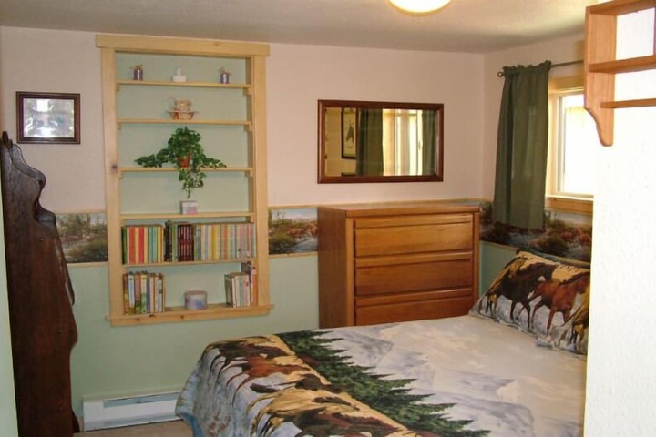 Room 34 of 60