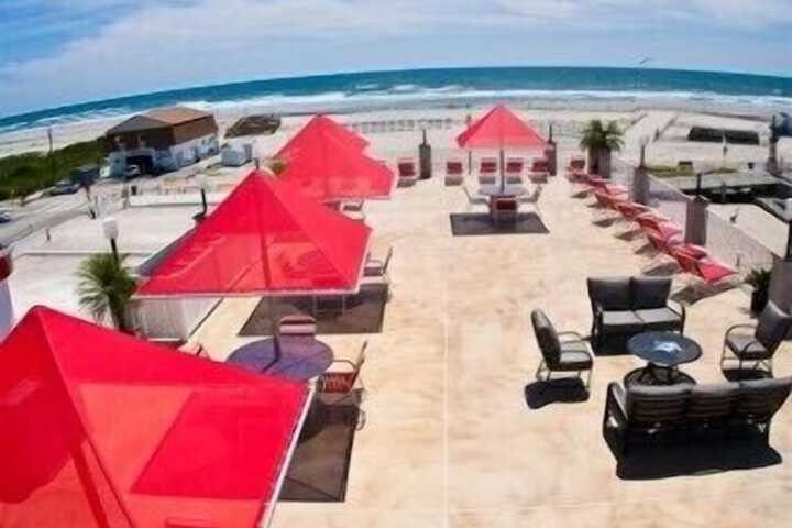 Matador Oceanfront Resort