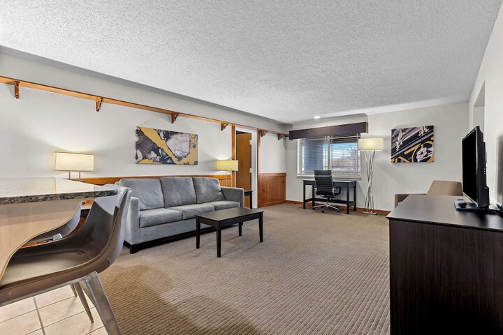 Room 15 of 71