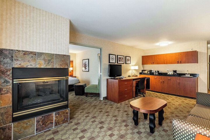Room 36 of 41