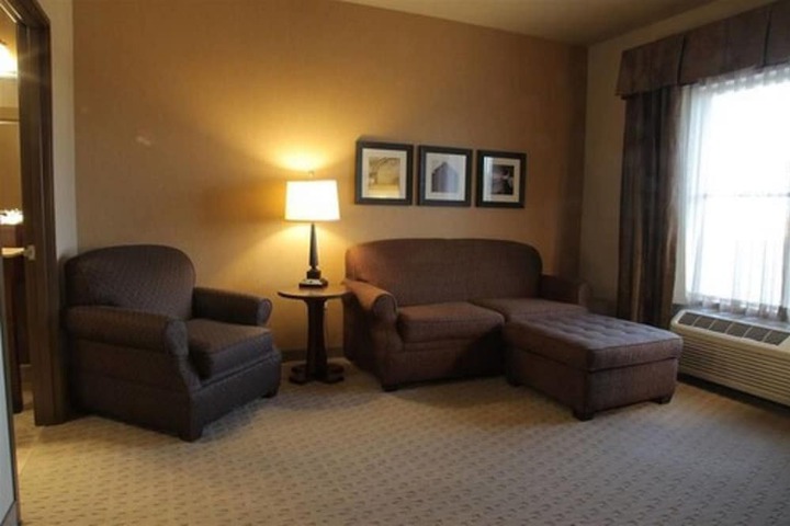 Teddys Residential Suites New Town