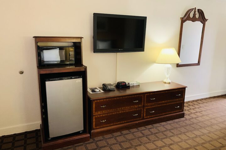 Room 9 of 39