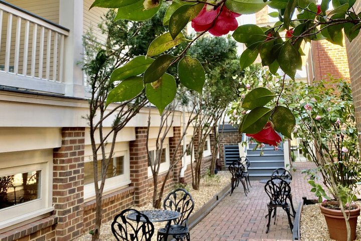 Linden Row Inn