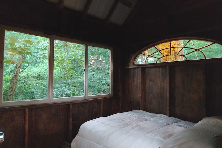 Lost River Hostel