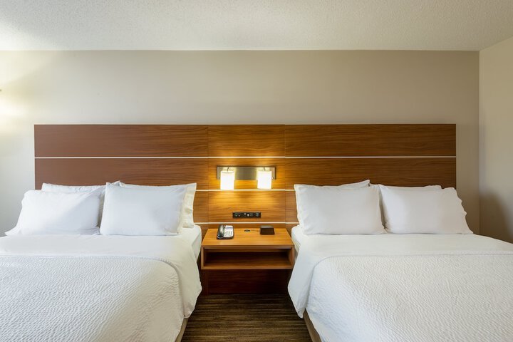 Room 15 of 39