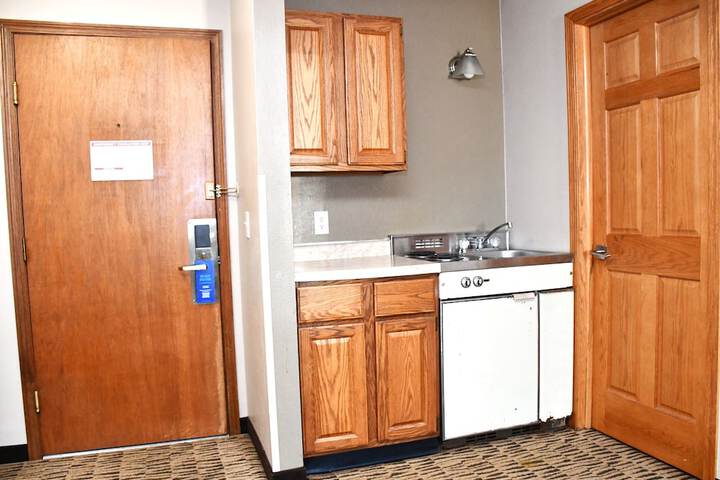 Baymont Inn & Suites by Wyndham Platteville