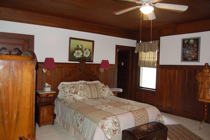 Room 26 of 60