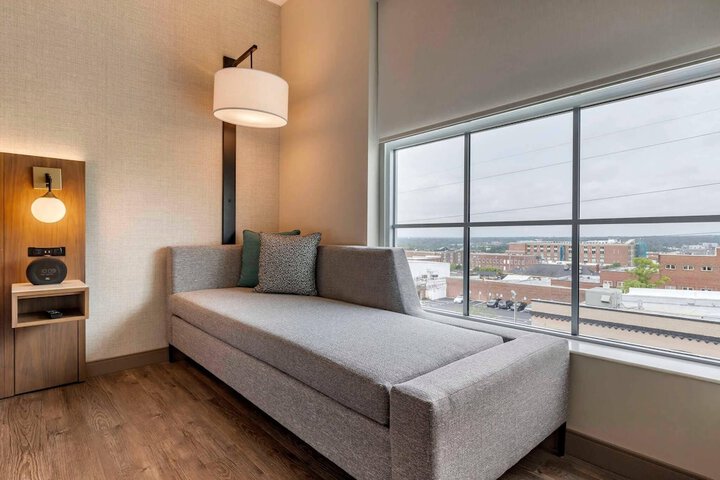 Cambria Hotel Columbia Downtown The Vista