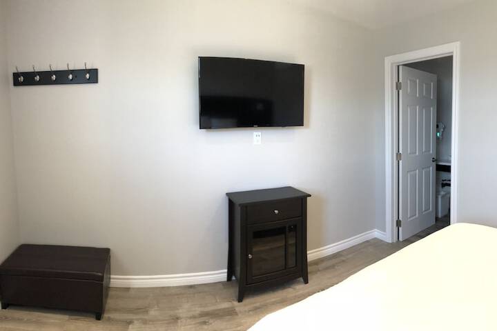 Room 13 of 26