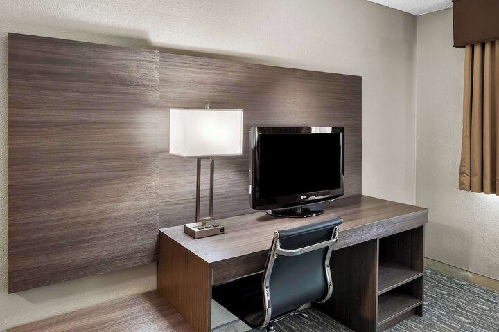 SureStay Hotel by Best Western SeaTac Airport North
