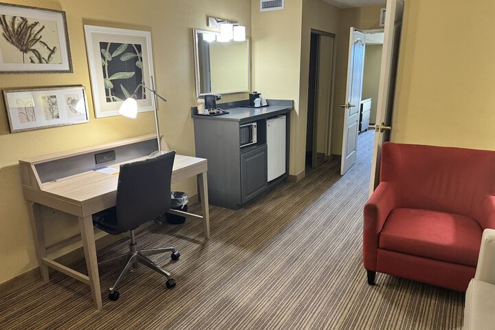 Comfort Inn & Suites St. Paul Northeast