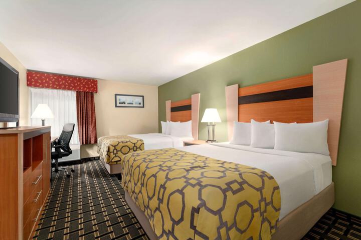 Room 15 of 36