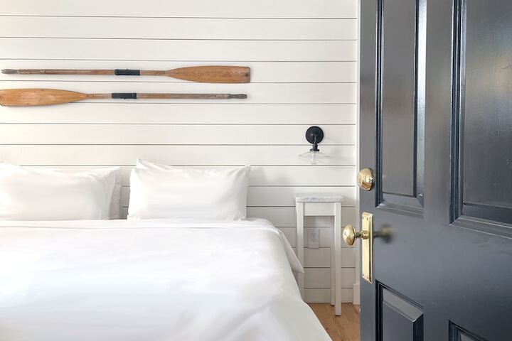 Room 11 of 29