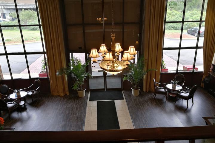Hotel 5 of 52
