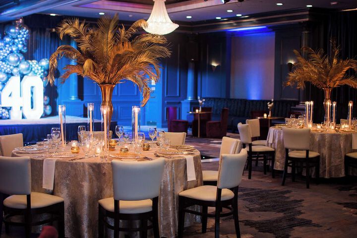 The Roslyn Tapestry Collection by Hilton