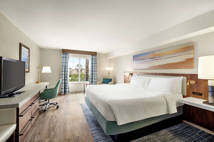 Room 21 of 74