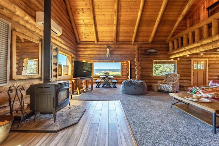 Rowland Log Cabin